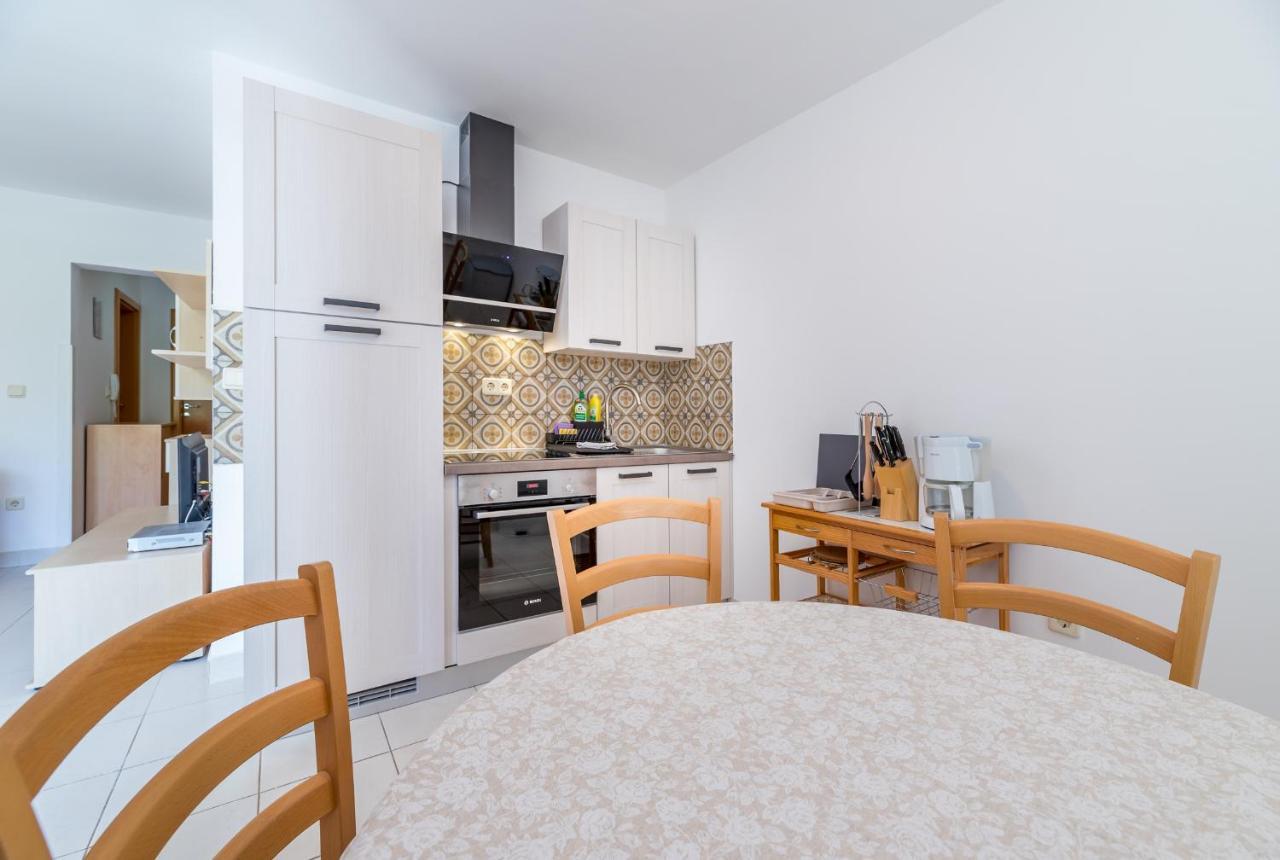 Apartments Melania & Antonia Baška Extérieur photo